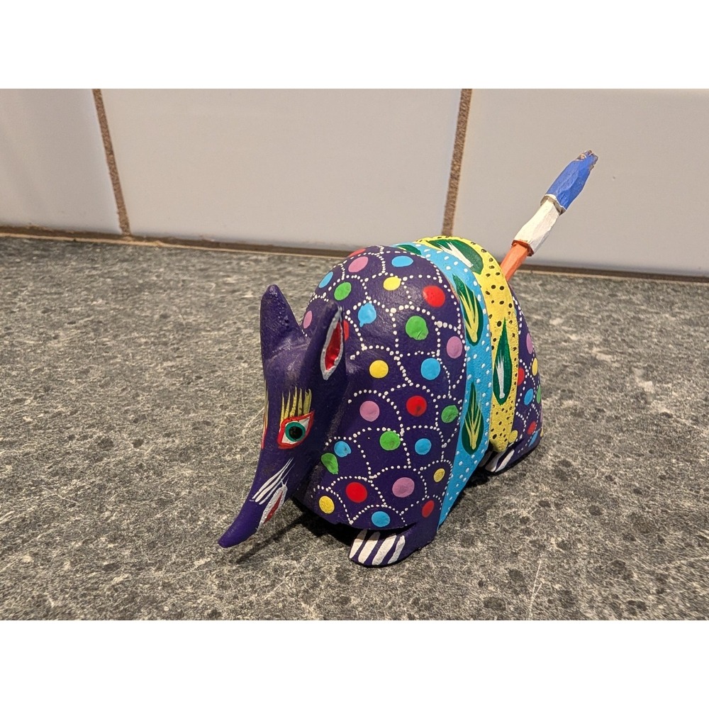 SIGNED Oaxaca Wood Carving Folk Art Armadillo Figurine Joaquin Hernandez Vasquez